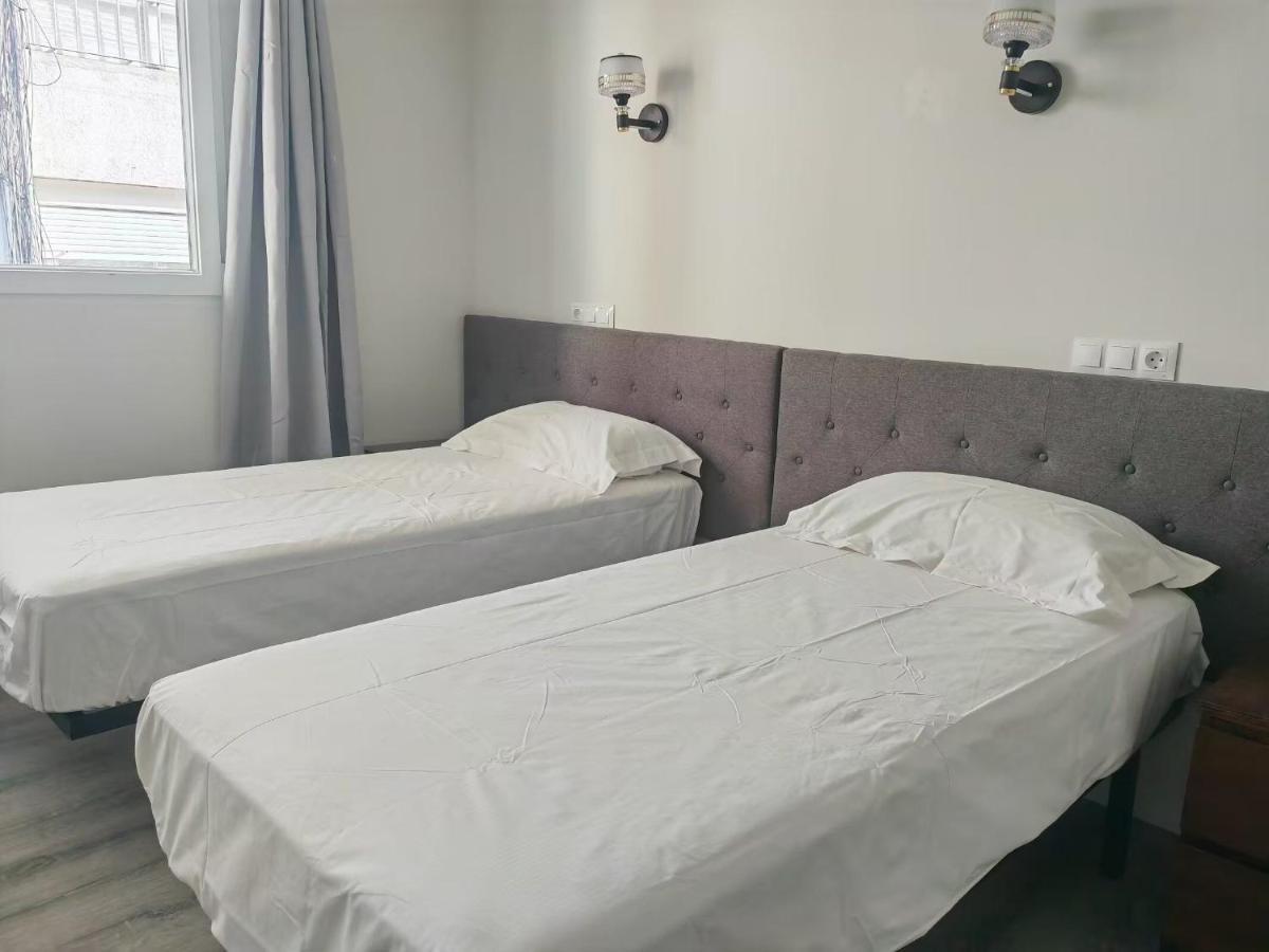 Hostal Golden 21*** Madrid Extérieur photo