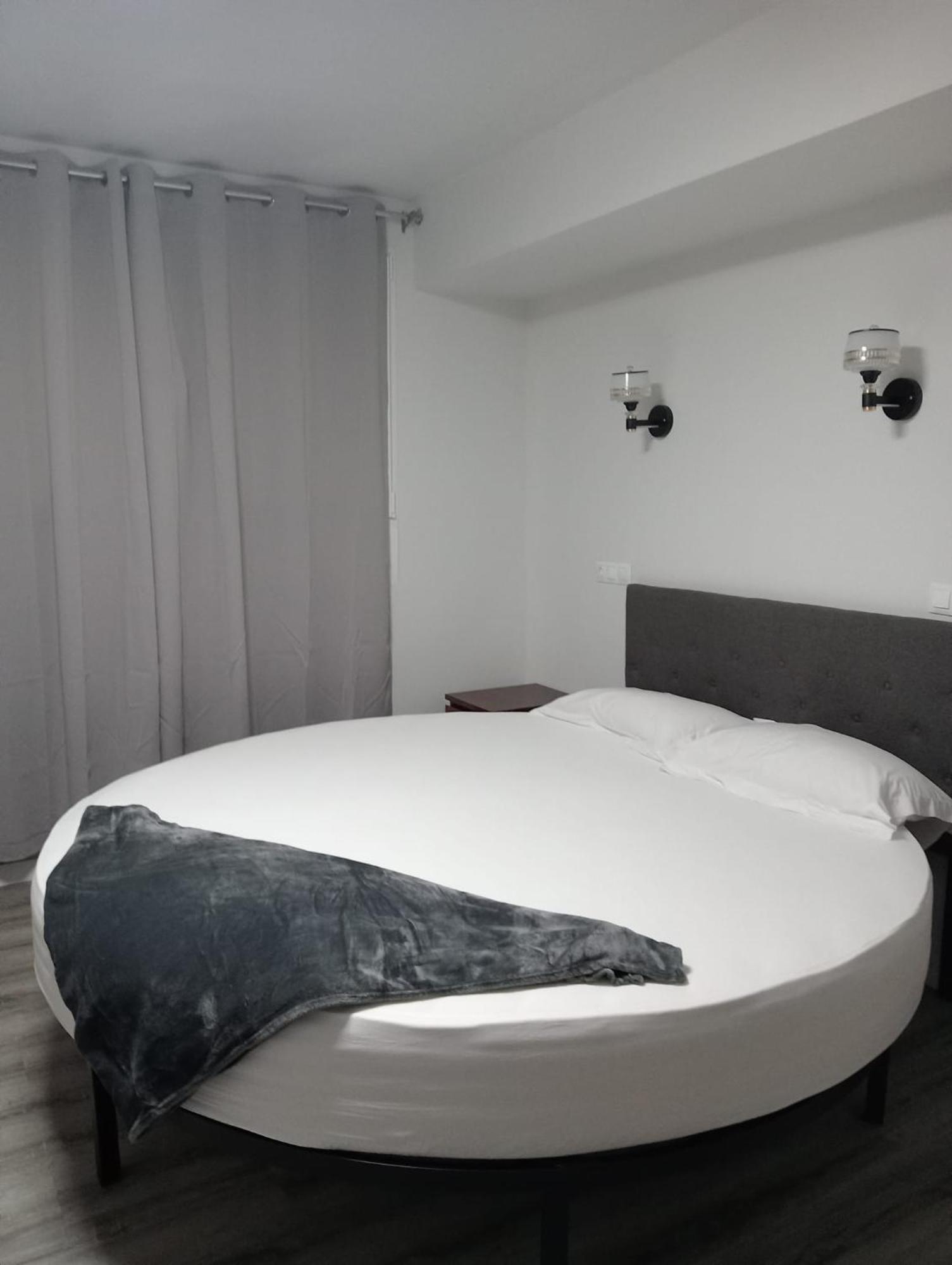 Hostal Golden 21*** Madrid Extérieur photo